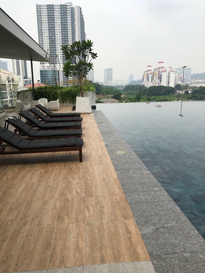 Vivo Suites By Subhome Куала Лумпур Екстериор снимка